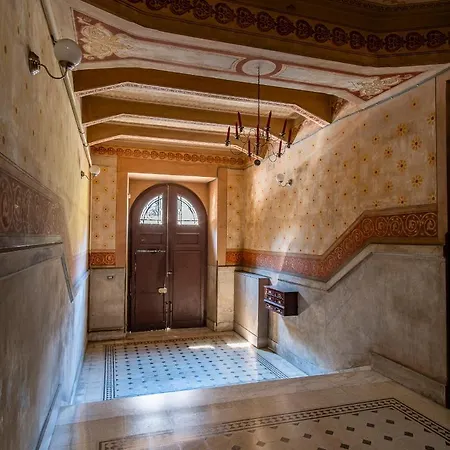 360me Palace Messina