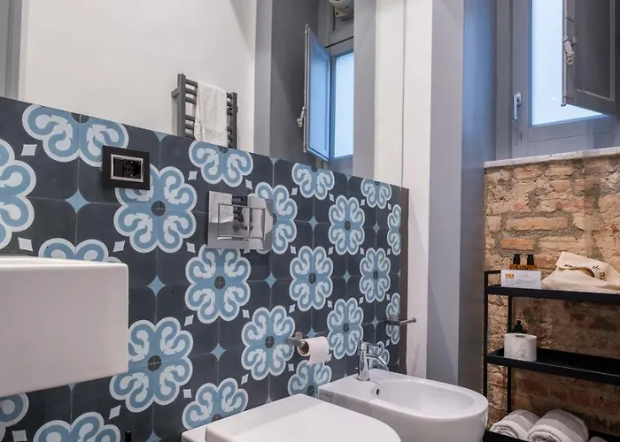 360me Palace Pensionat 4*