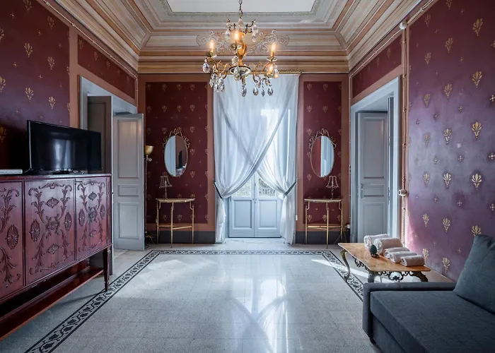 360me Palace 4*